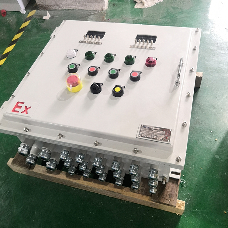 圖片關(guān)鍵詞 防爆配電箱
