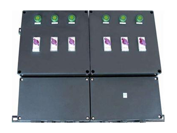 圖片關(guān)鍵詞 防爆箱